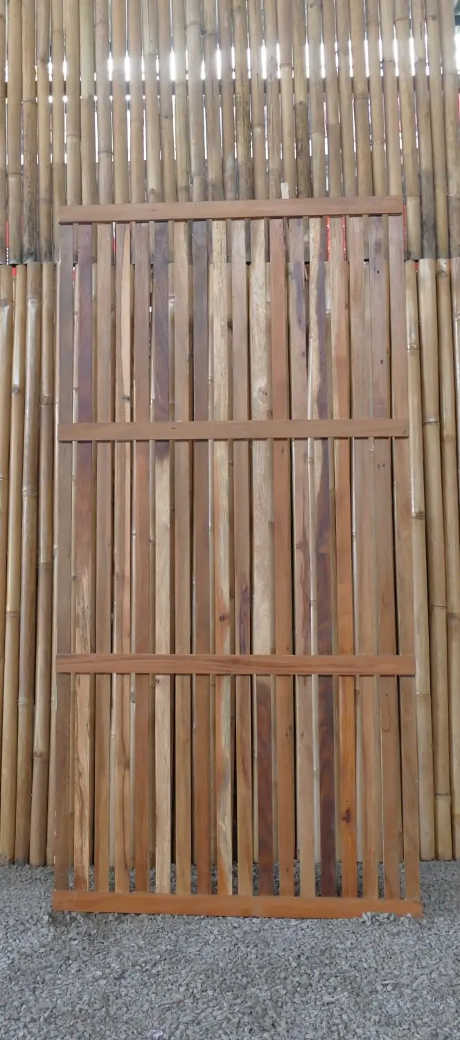  Product image 9 of the product “bamboo weave fence with laminated surround finished with 2 coats of pu ”